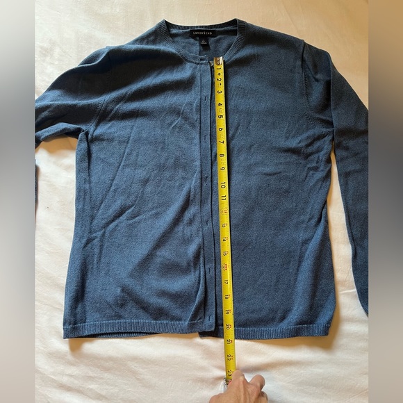 Land's End Button down Ladies Cardigan Sweater Size Medium (10-12) - Picture 7 of 16